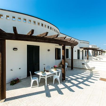 Complesso Gardencasa Βίλα Torre Suda Εξωτερικό φωτογραφία
